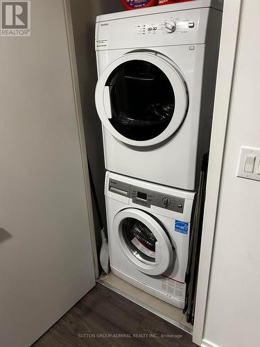 3504 - 70 Temperance Street, Toronto, ON - Indoor Photo Showing Laundry Room