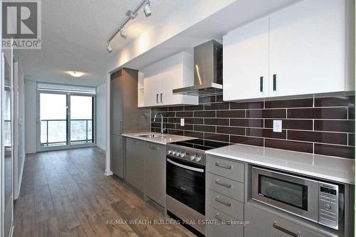 1513 - 125 Redpath Avenue, Toronto, ON - Indoor Photo Showing Kitchen With Upgraded Kitchen