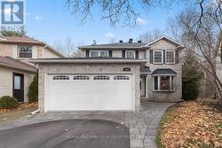 1697 DES PERDRIX CRESCENT  Ottawa, ON K1C 5E2