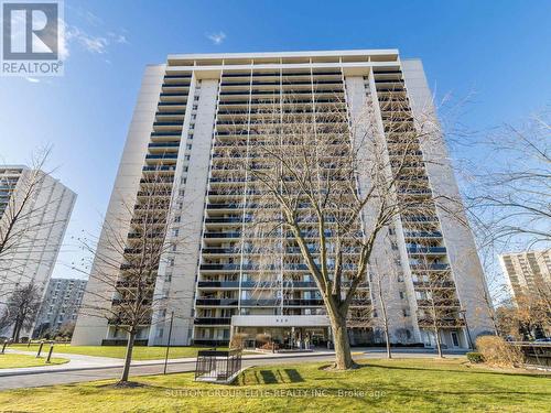 1605 - 820 Burnhamthorpe Road, Toronto, ON - Outdoor With Facade