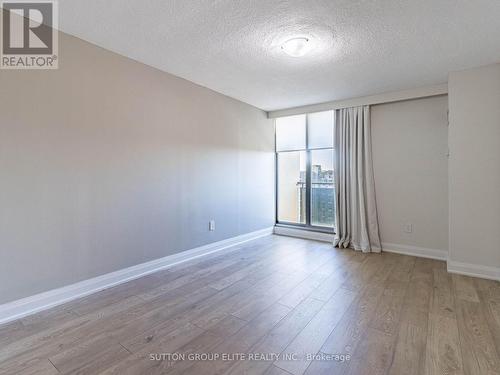 1605 - 820 Burnhamthorpe Road, Toronto, ON - Indoor Photo Showing Other Room