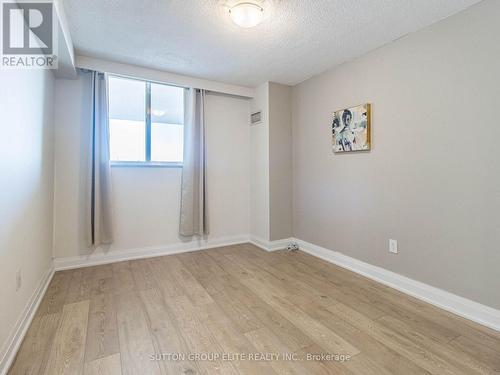 1605 - 820 Burnhamthorpe Road, Toronto, ON - Indoor Photo Showing Other Room