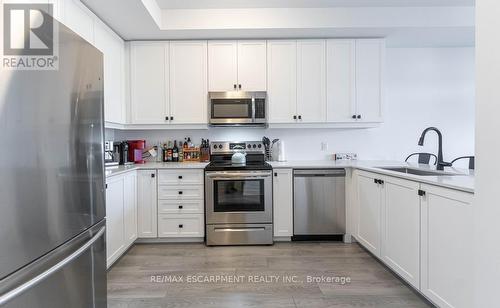 20 - 5000 Connor Drive, Lincoln, ON - Indoor Photo Showing Kitchen