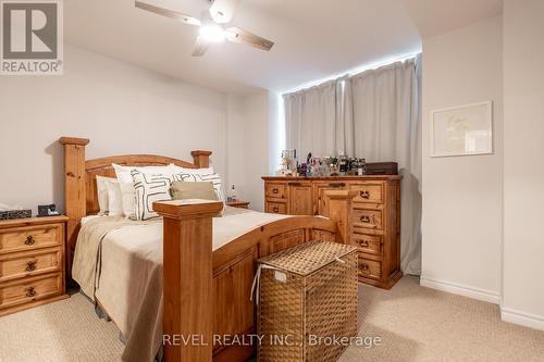 7 - 187 Wilson Street W, Hamilton, ON - Indoor Photo Showing Bedroom