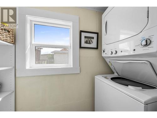 2249 Granite Avenue, Merritt, BC - Indoor Photo Showing Laundry Room