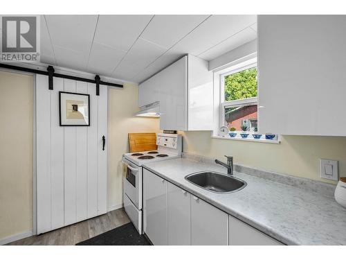 2249 Granite Avenue, Merritt, BC - Indoor Photo Showing Kitchen