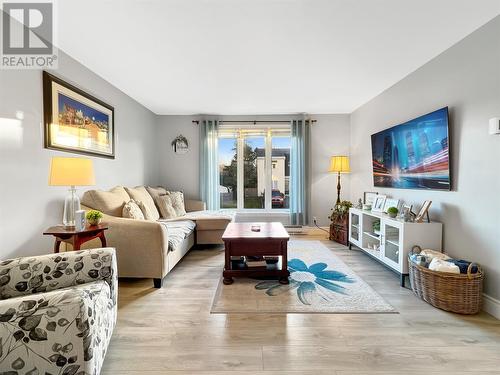 21 Woodford Drive, Mount Pearl, NL - Indoor Photo Showing Living Room