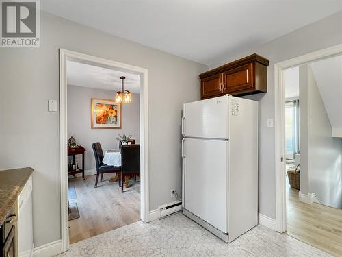 21 Woodford Drive, Mount Pearl, NL - Indoor Photo Showing Kitchen