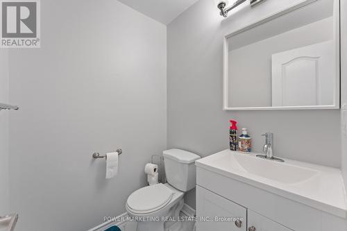 B - 911 Elmsmere Road, Ottawa, ON - Indoor Photo Showing Bathroom