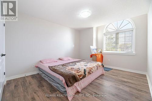 6 - 90 Alderson Drive, Cambridge, ON - Indoor Photo Showing Bedroom