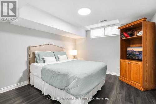 6870 Imperial Court, Niagara Falls, ON - Indoor Photo Showing Bedroom