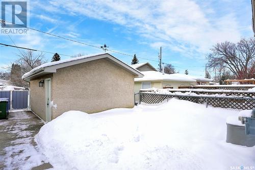 2516 Lindsay Street, Regina, SK - Outdoor