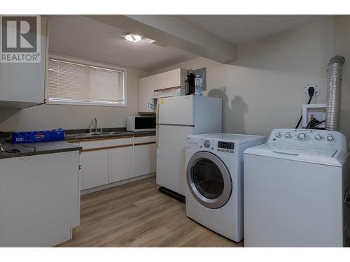 4635 Straume Avenue, Terrace, BC - Indoor Photo Showing Laundry Room