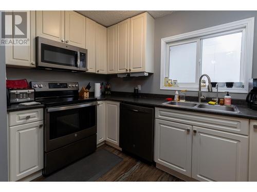 4635 Straume Avenue, Terrace, BC - Indoor Photo Showing Kitchen With Double Sink