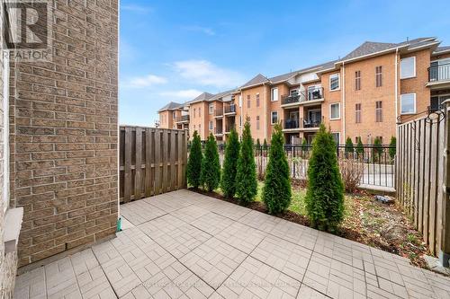 101 - 12 Brian Peck Crescent, Toronto, ON - Outdoor