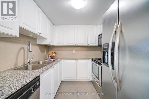 1012 - 1235 Bayly Street, Pickering, ON - Indoor Photo Showing Kitchen With Double Sink With Upgraded Kitchen