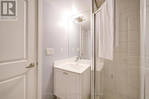 1012 - 1235 Bayly Street, Pickering, ON - Indoor Photo Showing Bathroom