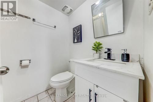 50 Bridley Drive, Toronto, ON - Indoor Photo Showing Bathroom