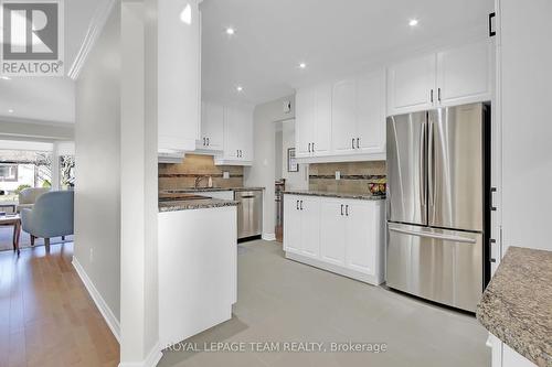 12 Spyglass Ridge, Ottawa, ON - Indoor Photo Showing Kitchen