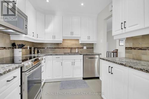 12 Spyglass Ridge, Ottawa, ON - Indoor Photo Showing Kitchen