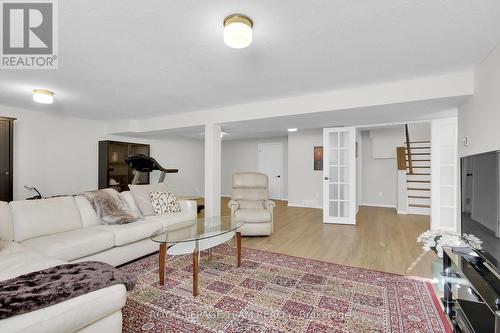 12 Spyglass Ridge, Ottawa, ON - Indoor Photo Showing Living Room