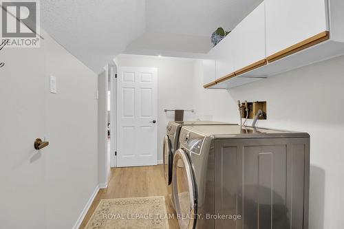 12 Spyglass Ridge, Ottawa, ON - Indoor Photo Showing Laundry Room