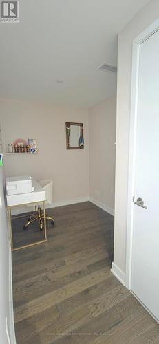 2512 - 185 Roehampton Avenue, Toronto, ON - Indoor Photo Showing Other Room