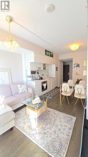 2512 - 185 Roehampton Avenue, Toronto, ON - Indoor Photo Showing Living Room