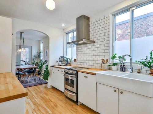 Cuisine - 2155 Rue Gauthier, Montréal (Le Plateau-Mont-Royal), QC - Indoor Photo Showing Kitchen With Double Sink