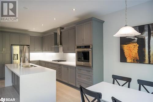 3401 Vernon Powell Drive, Oakville, ON - Indoor Photo Showing Kitchen With Double Sink With Upgraded Kitchen