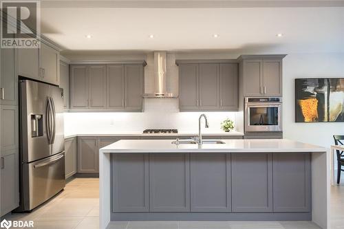 3401 Vernon Powell Drive, Oakville, ON - Indoor Photo Showing Kitchen