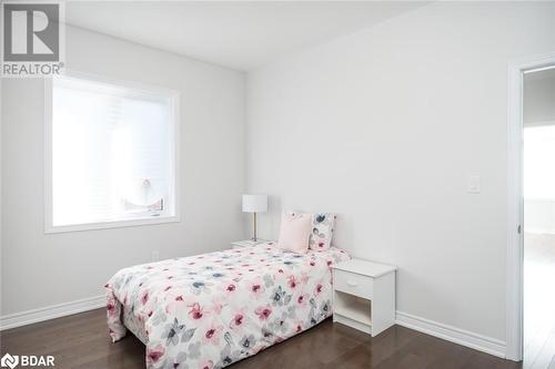 3401 Vernon Powell Drive, Oakville, ON - Indoor Photo Showing Bedroom