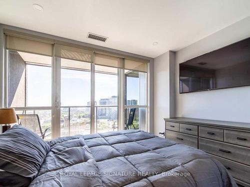 Ph14-320 Richmond St E, Toronto, ON - Indoor Photo Showing Bedroom