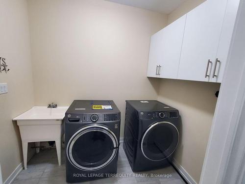 3 Sam Priestley Ave, Markham, ON - Indoor Photo Showing Laundry Room