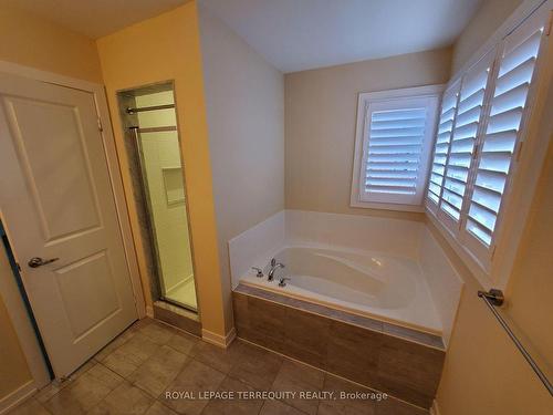 3 Sam Priestley Ave, Markham, ON - Indoor Photo Showing Bathroom