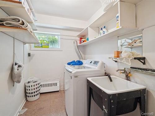 Laundry room - 2290 Rue Bourgoin, Montréal (Saint-Laurent), QC - Indoor Photo Showing Laundry Room