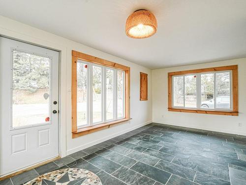 Family room - 1312 Rue Dion, Val-David, QC - Indoor Photo Showing Other Room