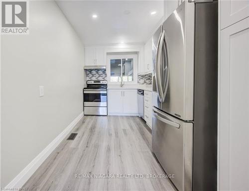 35 - 135 Chalmers Street, Cambridge, ON - Indoor Photo Showing Kitchen