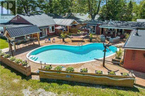 8 Hoover Point Lane, Haldimand County, ON - Outdoor With In Ground Pool With Deck Patio Veranda