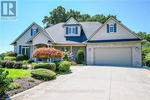 32 Timmsdale Crescent, Pelham (662 - Fonthill), ON - Outdoor With Facade