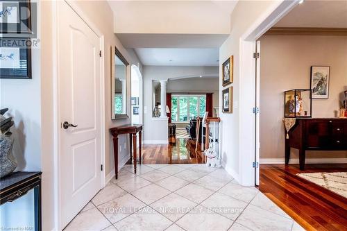 32 Timmsdale Crescent, Pelham (662 - Fonthill), ON - Indoor Photo Showing Other Room