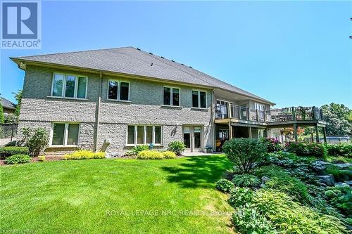 32 Timmsdale Crescent, Pelham (662 - Fonthill), ON - Outdoor With Deck Patio Veranda