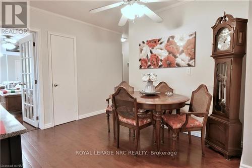 8 Henry Street, Niagara-On-The-Lake (108 - Virgil), ON - Indoor Photo Showing Dining Room