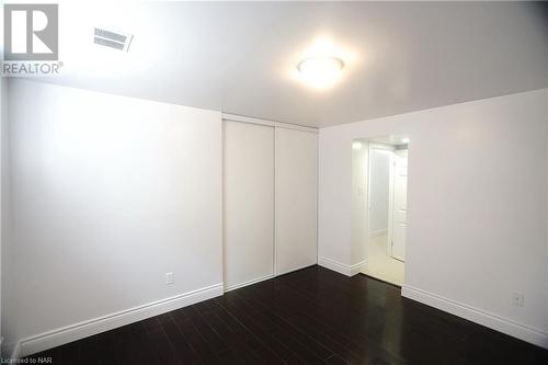 24 Riverview Boulevard, St. Catharines (461 - Glendale/Glenridge), ON - Indoor Photo Showing Other Room