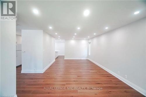 24 Riverview Boulevard, St. Catharines (461 - Glendale/Glenridge), ON - Indoor Photo Showing Other Room