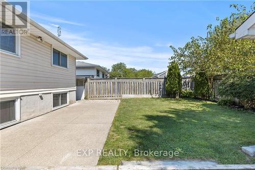 7364 Jubilee Drive, Niagara Falls (221 - Marineland), ON - Outdoor