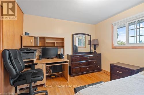 20 Parkhill Road, St. Catharines (460 - Burleigh Hill), ON - Indoor Photo Showing Office