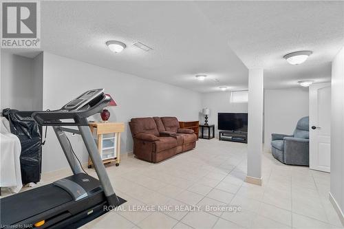 20 Parkhill Road, St. Catharines (460 - Burleigh Hill), ON - Indoor Photo Showing Gym Room