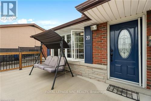 20 Parkhill Road, St. Catharines (460 - Burleigh Hill), ON - Outdoor With Deck Patio Veranda With Exterior