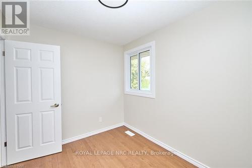 17 Kilkenny Drive, St. Catharines (437 - Lakeshore), ON - Indoor Photo Showing Other Room